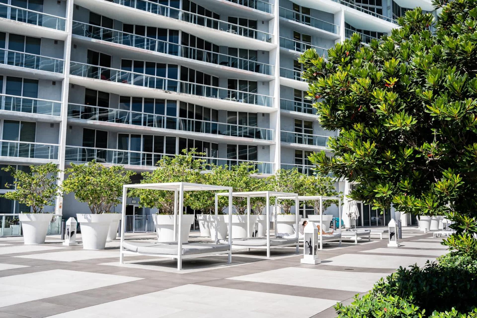 Mvr Stylish High-rise With Epic Views *